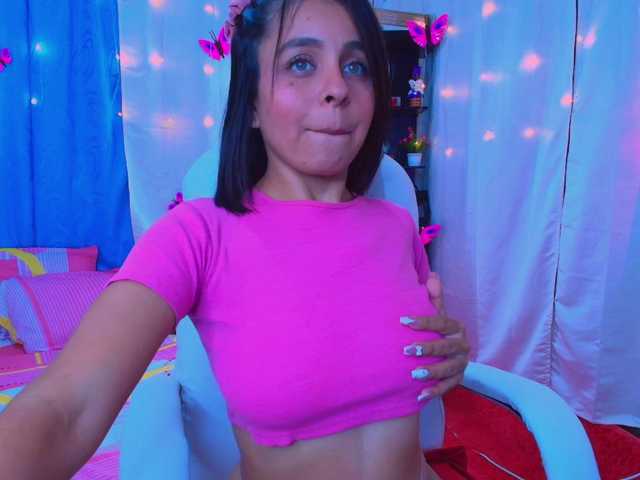 Danielasew's BongaCams show and profile