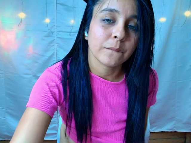 Danielasew's BongaCams show and profile