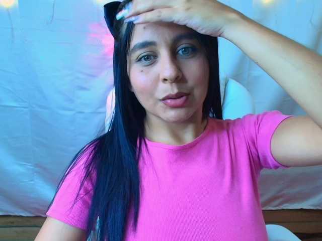 Danielasew – webcam model profile photo