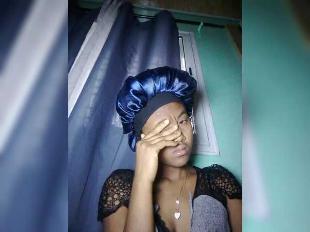 Stella11's BongaCams show and profile