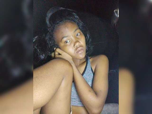 Stella11's BongaCams show and profile