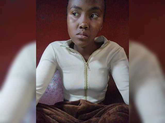 Stella11's BongaCams show and profile