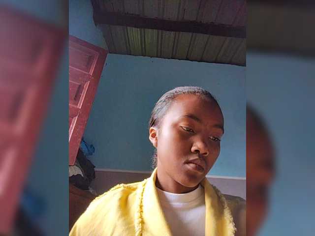 Stella11's BongaCams show and profile