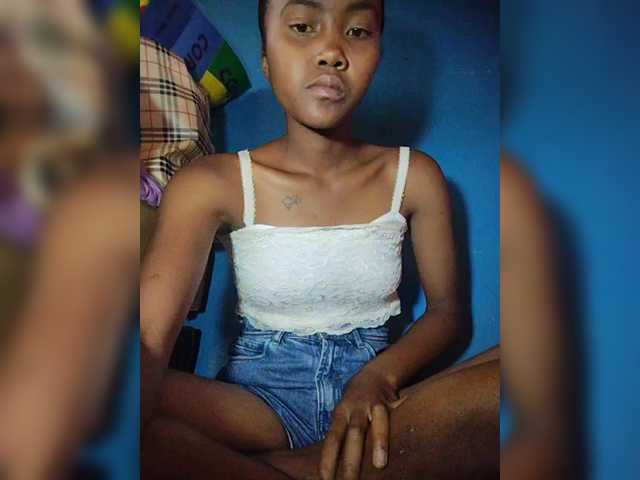 Stella11 – webcam model profile photo