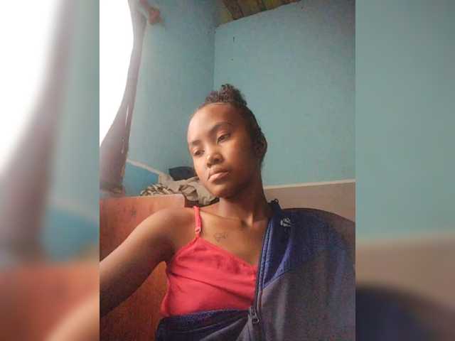 Stella11's BongaCams show and profile