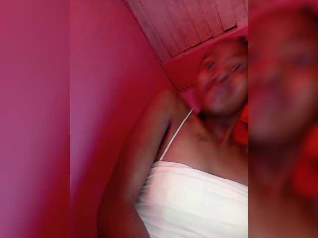 Stella11's BongaCams show and profile