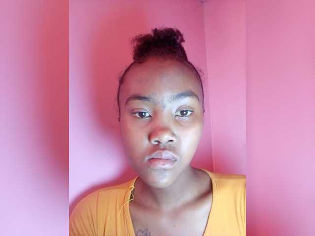 Stella11's BongaCams show and profile