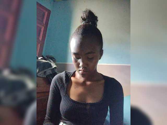 Stella11's BongaCams show and profile