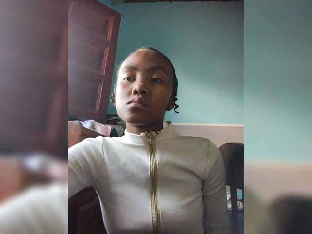 Stella11's BongaCams show and profile