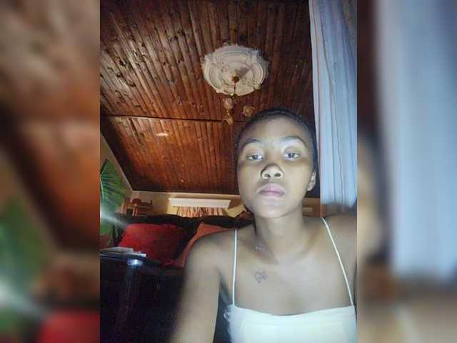 Stella11's BongaCams show and profile