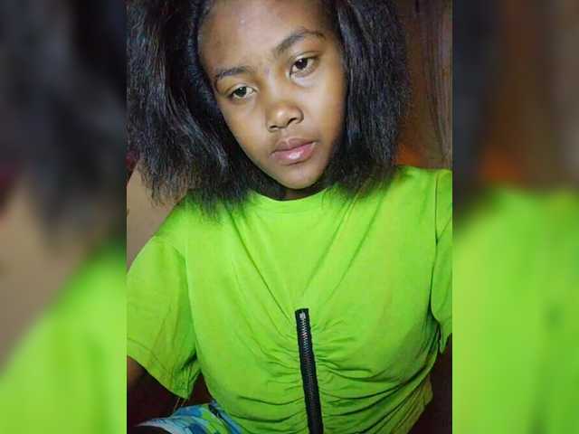 Stella11's BongaCams show and profile