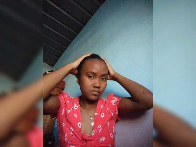 Stella11's BongaCams show and profile