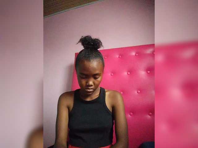 Stella11's BongaCams show and profile