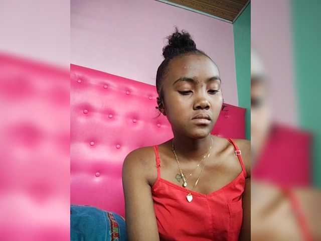 Stella11's BongaCams show and profile