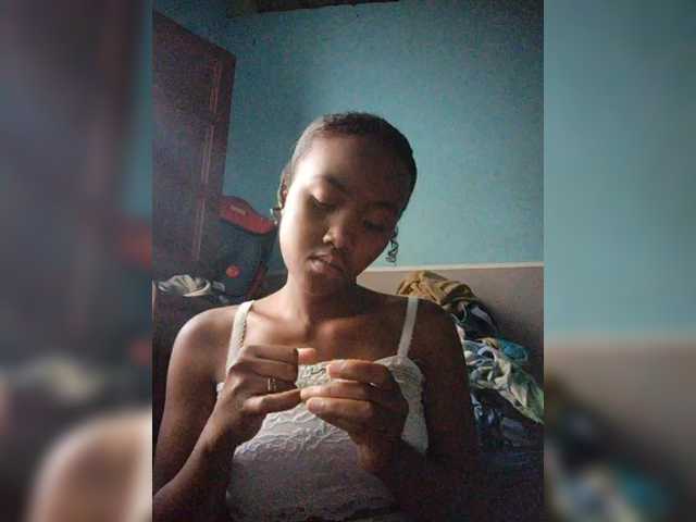 Stella11 – webcam model profile photo