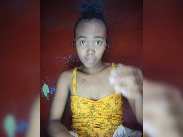 Stella11's BongaCams show and profile