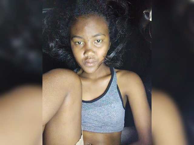 Stella11's BongaCams show and profile