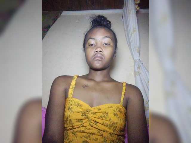 Stella11's BongaCams show and profile