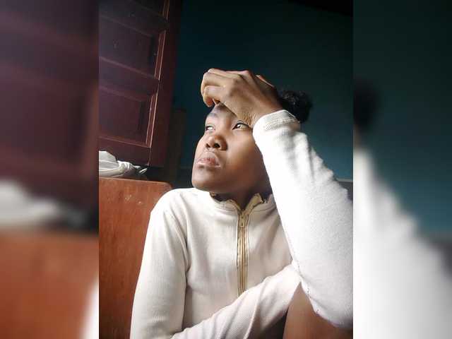 Stella11's BongaCams show and profile