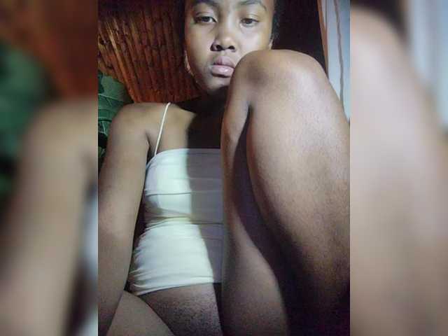 Stella11's BongaCams show and profile