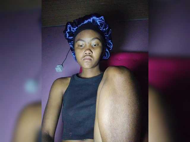 Stella11's BongaCams show and profile