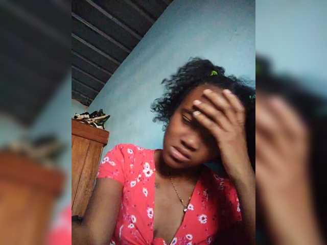 Stella11's BongaCams show and profile