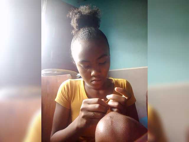 Stella11's BongaCams show and profile