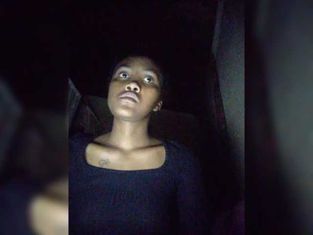 Stella11, une amatrice française avec qui discuter et avoir du sexe