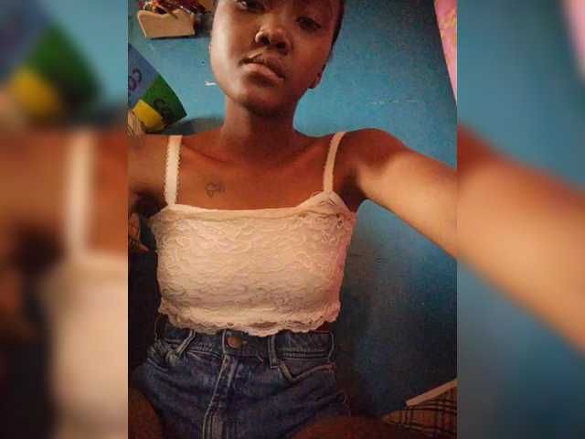 Stella11 – webcam model profile photo