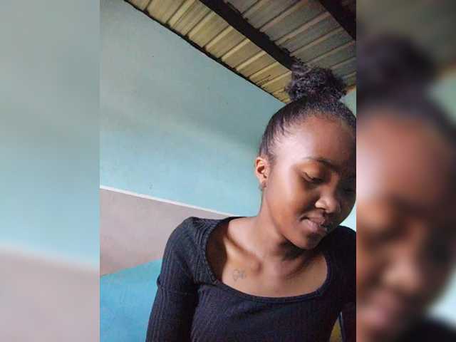 Stella11's BongaCams show and profile