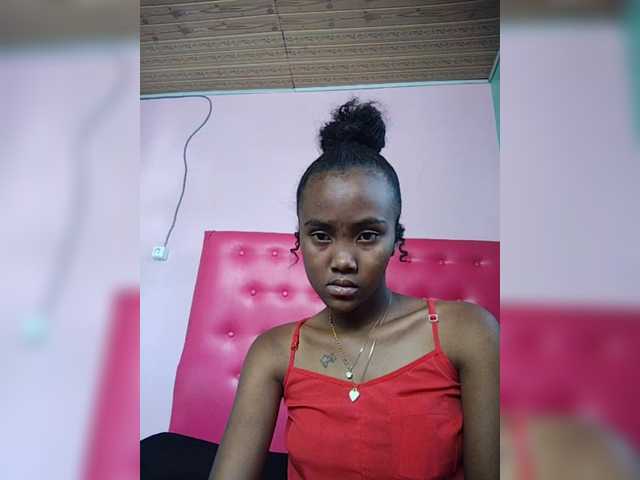 Stella11's BongaCams show and profile