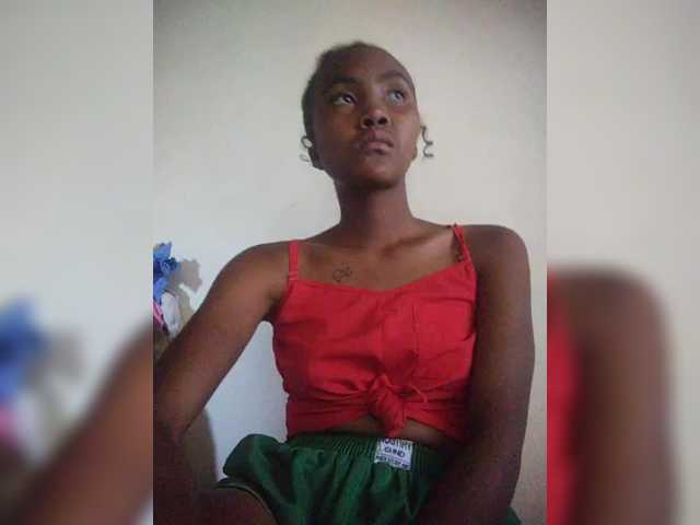 Stella11's BongaCams show and profile