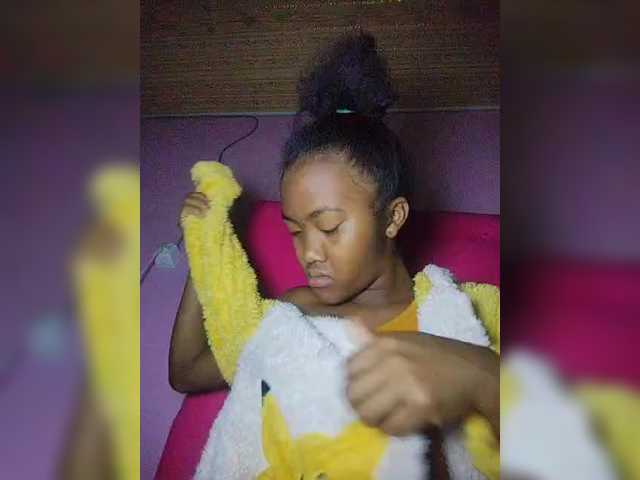 Stella11's BongaCams show and profile