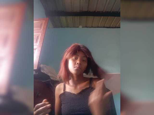 Stella11's BongaCams show and profile