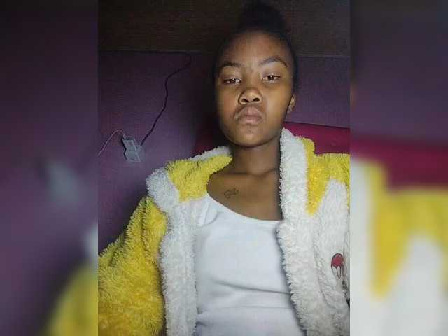 Stella11's BongaCams show and profile