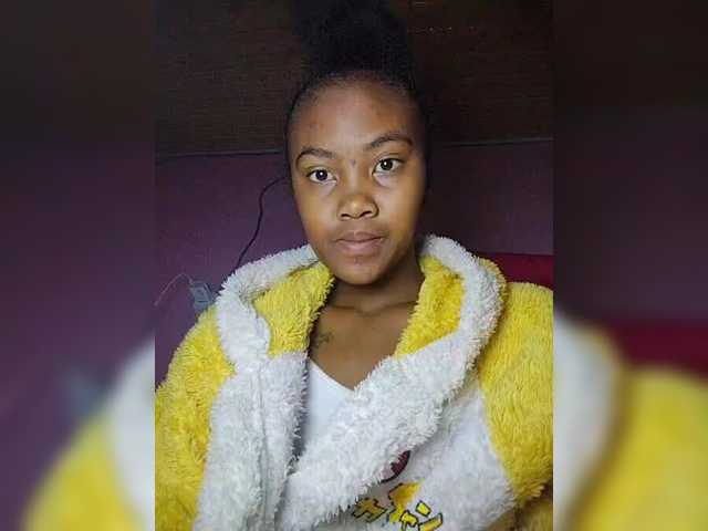 Stella11's BongaCams show and profile