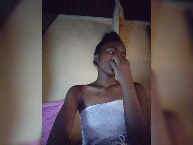 Stella11's BongaCams show and profile