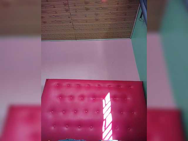 Stella11's BongaCams show and profile