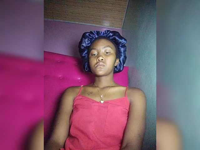 Stella11's BongaCams show and profile