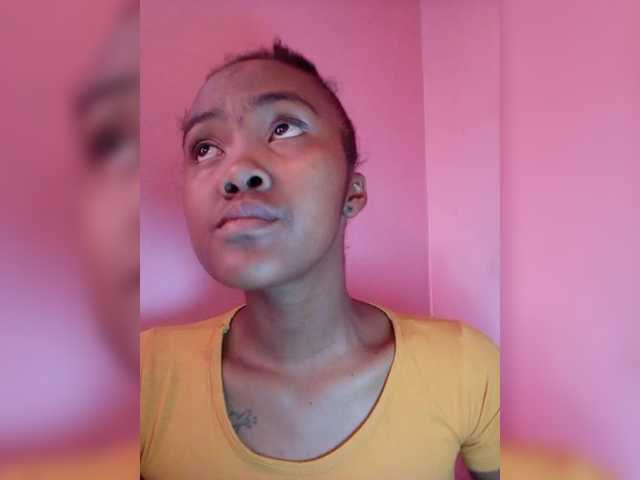 Stella11's BongaCams show and profile