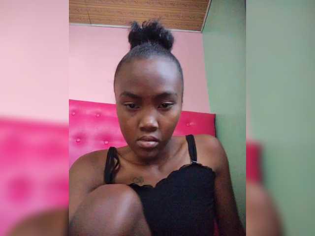 Stella11's BongaCams show and profile