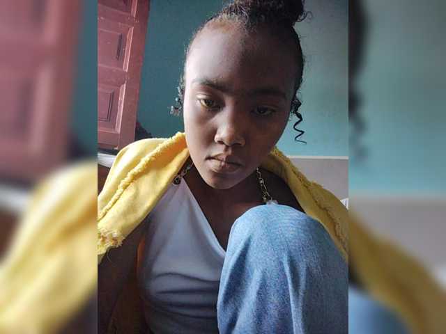 Stella11's BongaCams show and profile