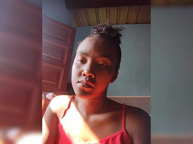 Stella11's BongaCams show and profile