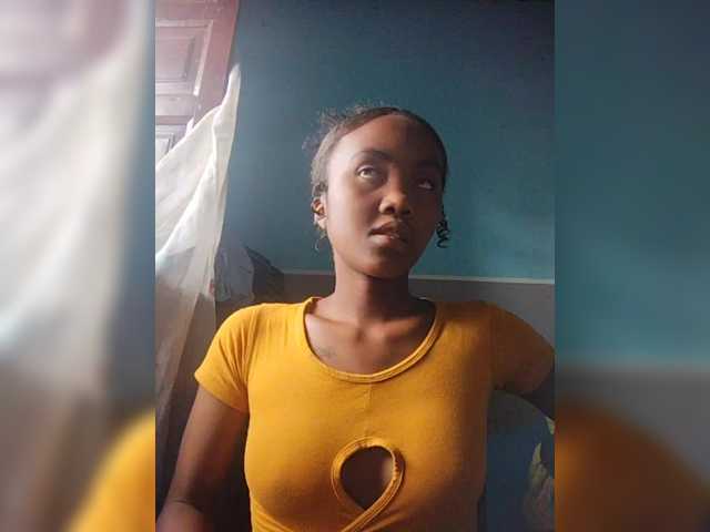 Stella11's BongaCams show and profile