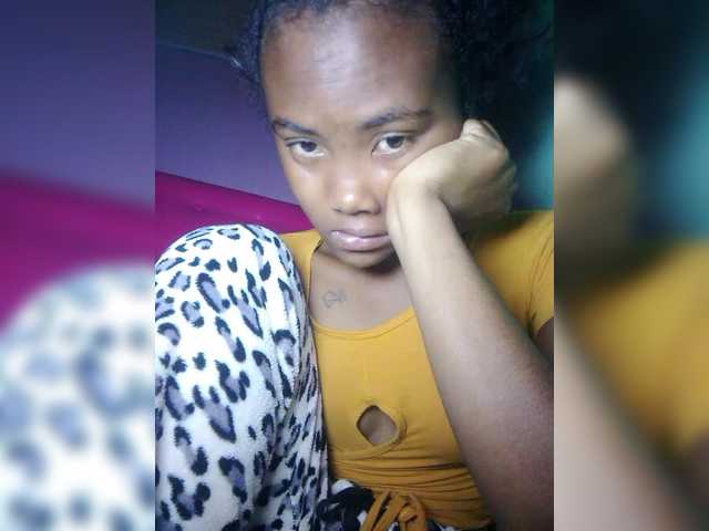 Stella11 broadcasting live