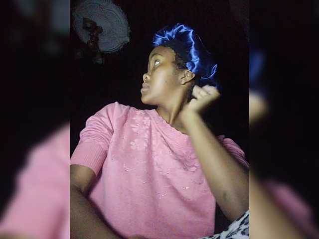 Stella11's BongaCams show and profile