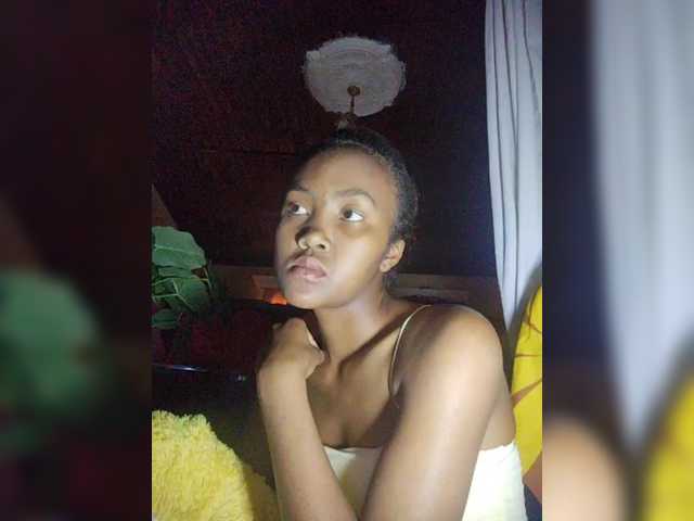 Stella11's BongaCams show and profile