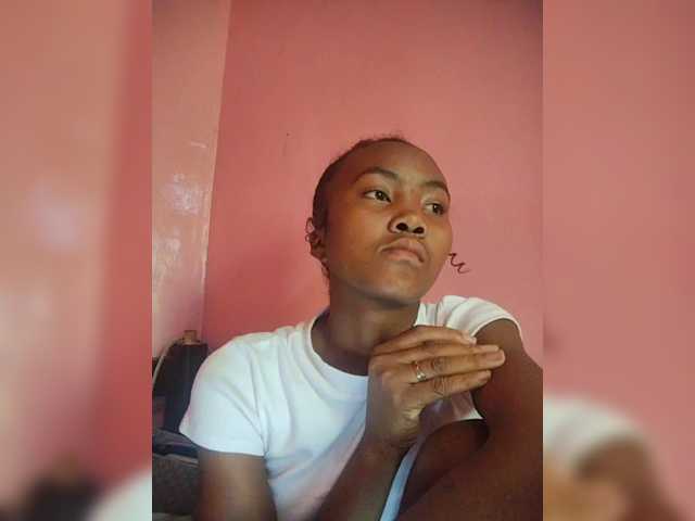 Stella11's BongaCams show and profile