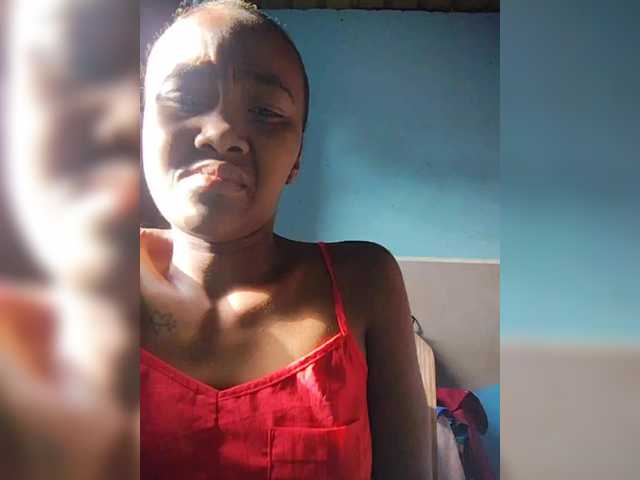 Stella11's BongaCams show and profile