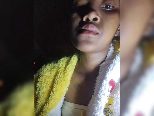 Stella11's BongaCams show and profile